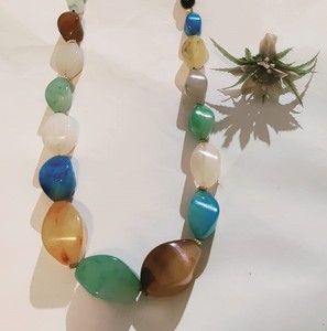 Collar de Cuentas de Resina Multicolor con Colgante de Cadena de Cuerda, Joyería en Capas con Piedra Redonda para Fiesta de Boda, Artesanía de Resina - Product Image 1