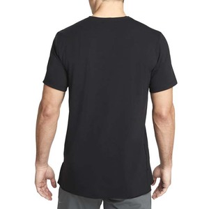 T-shirt homme noir à manches courtes, col rond, coupe classique, en jersey de coton respirant, couleur unie, design simple, en vente - Product Image 2