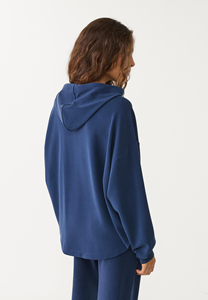 เสื้อฮู้ดสีพื้น แขนยาว ทรงหลวม ผ้าถัก คอตตอน ระบายอากาศได้ดี สำหรับผู้หญิง ขายส่ง - Product Image 4
