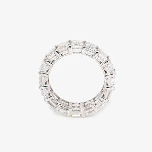 Anillo de eternidad de oro blanco de 14 quilates con diamante cultivado en laboratorio de corte esmeralda de 6*4 mm, anillo de boda certificado por IGI. - Product Image 4