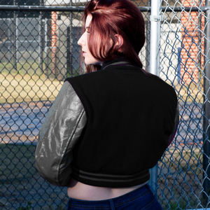 Veste courte universitaire pour femme, style Letterman noir et argenté, avec manches en similicuir, vêtement d'extérieur décontracté, mode féminine - Product Image 4