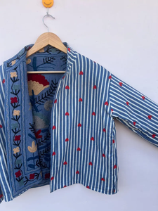 Chaqueta Acolchada Transpirable, Resistente al Viento, Bordada con Flores Vintage, Hecha a Mano |   Abrigo Reversible de Otoño/Invierno |   Algodón Ecológico - Product Image 2