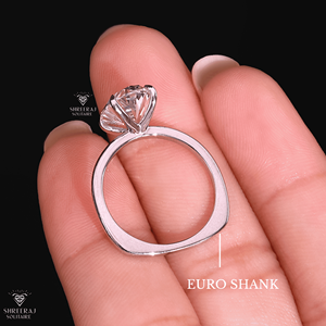 Bague de fiançailles classique en platine 950 avec diamant solitaire ovale à 4 griffes, monture haute, tige européenne, certifiée, cultivée en laboratoire - Product Image 4