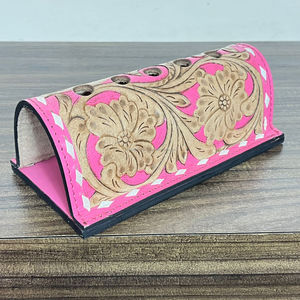 Soporte para Bolígrafos de Cuero Artesanal con Diseño Floral para Oficina en Casa y Escritorio de Estudio, Porta Papelería Estilo Occidental para Regalos - Product Image 2