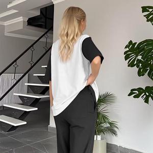 Conjunto de Verano de 2 Piezas para Mujer 2026, con Logotipo Personalizado OEM, Ecológico, 100% Algodón, Top de Manga Tres Cuartos y Pantalones Cortos, Estilo Casual Deportivo - Product Image 4