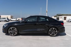 Oferta Exclusiva: Audi S3 Premium Plus USADO del 2023 - Product Image 3