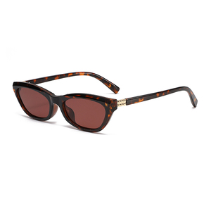 Gafas de Sol de Diseño Cat Eye con Protección UV, Venta al Por Mayor de Fábrica RTS 2026 para Hombre y Mujer, Gafas de Sol Personalizadas a la Moda - Product Image 3