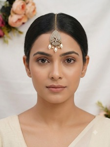 Mang Tika indien traditionnel motif goutte d'eau, bijou de tête de mariée, vente en gros, micro-pavé de pierres et perles, accessoire de cheveux pour occasions festives - Product Image 2