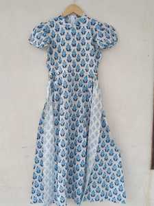 Robe longue en pur coton imprimé, confortable et légère, pour femme, coupe évasée, décontractée, idéale pour la plage ou les soirées, sans plis - Product Image 2
