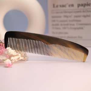 Peine para el Cabello Hecho a Mano con Cuerno de Búfalo Natural Personalizado - Product Image 5