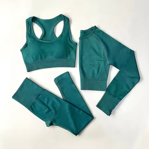 Ensemble de yoga trois pièces taille haute avec leggings de compression, soutien-gorge de sport et veste légère pour femmes, idéal pour le fitness et la gym - Product Image 5