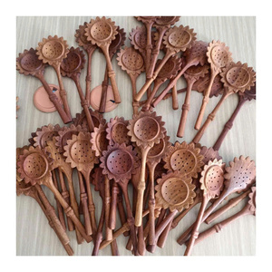 Cuillères en bois personnalisées avec manche sculpté en forme de tournesol, cuillère en bois naturel, faite à la main, cadeau écologique, vente en gros Vietnam 99 GD - Product Image 5