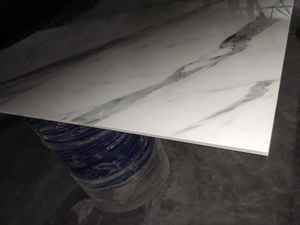 Loseta de Porcelana con Aspecto de Mármol Estatuaria Oro, 800x1600mm, Calidad Premium de Exportación, Tecnología de Impresión Digital Avanzada - Product Image 2