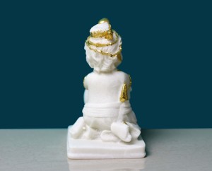 Elegant Nirmala Handicrafts White Resin Buddha <b>Statue</b> <b>Gold</b> Accents | Art Deco Handmade Meditating Lotus Base Figurine Rajasthan - Product Image 3