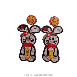 Pendientes de Aro Hechos a Mano con Cuentas de Conejito de Pascua, Lindos y Coloridos, Joyería Unisex con Cristales de Imitación, Tamaño Personalizado para Fiestas - Product Image 3