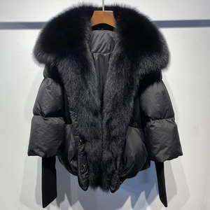 Manteau d'hiver court et ample pour femme, chaud, avec col en fourrure de renard amovible, pompons, noir, rembourré de duvet de canard blanc, respirant - Product Image 3
