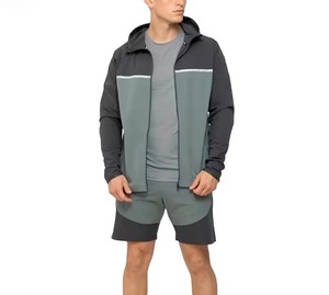 Conjunto Corto de Chaqueta Cortavientos con Logotipo Bordado Personalizado para Hombre, Pantalones Cortos de Nailon Transpirables con Diseño Invernal Estampado - Product Image 1