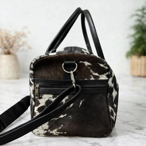 Sacs de voyage en cuir de vachette véritable, fournisseur en gros, logo personnalisé, fabricant OEM, qualité supérieure, sacs de voyage d'exportation à vendre - Product Image 2