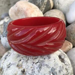 Bracelet rond en résine de grande taille, surface lisse, couleur unie brillante, accessoire de bijouterie tendance pour les anniversaires - Product Image 3