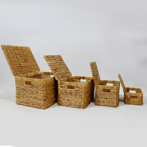 ตะกร้าเก็บของผักตบชวา ชุด 3 ใบ ทรงสี่เหลี่ยมผืนผ้า พร้อมฝาปิดและหูหิ้ว - Product Image 1