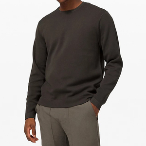 Sweat-shirt à manches raglan bleu foncé pour homme Coupe classique Col rond Tricoté en coton Vêtement décontracté pour l'automne - Product Image 1
