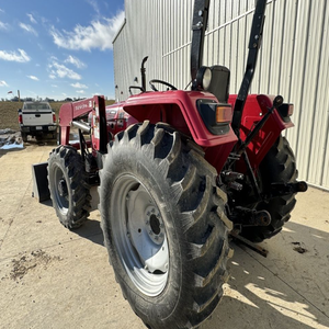 Tracteur Mahindra 4x4 d'occasion durable pour travaux agricoles, moteur diesel haute puissance, performance efficace, adapté au labourage - Product Image 1