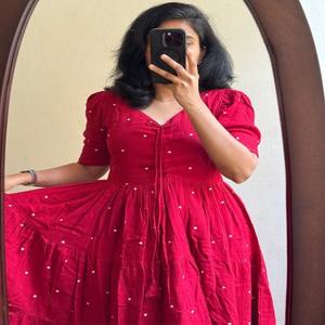 VASTRA COTTAGE Kurti de Algodón Chanderi Bordado con Diseño de Corazón Blanco, Mangas Cortas, Elegante para Uso Diario y Festivo - Product Image 3