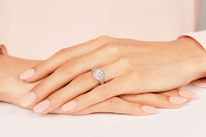 Anillo de Compromiso de Diamante Cultivado en Laboratorio con Doble Halo de Lujo, 1.34 Ct, Certificado IGI, Anillo de Boda de Oro Sólido, Anillo Nupcial Impresionante - Product Image 4