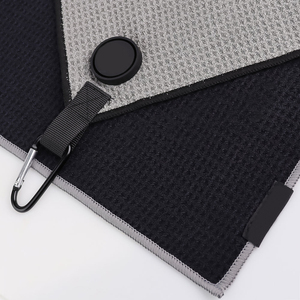 Serviette de golf en microfibre gaufrée de qualité supérieure, nouveau design, absorbante, pour le nettoyage de l'équipement, avec logo et crochet. - Product Image 5