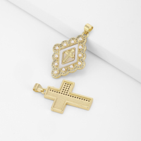 Pendentifs Catholiques QIKU Cœur Sacré Croix Nacre Bijoux Religieux Petits Breloques Strass Transparents Prix Usine Faible MOQ