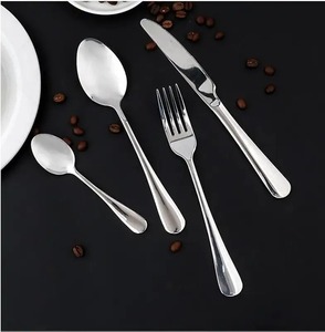 Ensemble de couverts de table haut de gamme en acier inoxydable – Cuillère, fourchette, couteau – Accessoires de cuisine élégants - Product Image 4