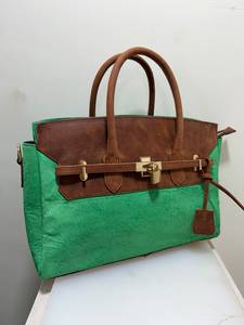 Sac à main vintage RABADA en fourrure de vache verte, fermeture éclair, sac fourre-tout en cuir marron du Rajasthan, grande capacité - Product Image 3