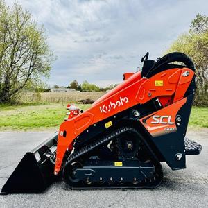 รถตักล้อยางขนาดเล็ก Kubota SCL1000 เครื่องยนต์ดีเซล ระบบไฮดรอลิก HYDAC แรงยกสูง - Product Image 1