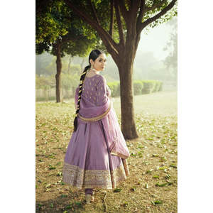 Ensemble de robe Anarkali en georgette brodée blanche pour femmes UC-341 - Product Image 3