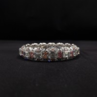 Bracelet jonc de luxe en or blanc 14 carats avec diamants de laboratoire certifiés IGI, 72,97 carats de diamants blancs et roses