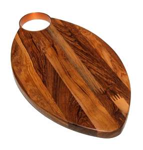 Tabla de cortar artesanal de madera maciza para cortar queso, carne, frutas, picar y preparar charcutería, utensilios y accesorios de cocina. - Product Image 4