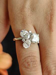 Anillo de Boda Único con Cuentas de Moissanita Multicorte, Anillo de Compromiso de Oro Sólido de 14K, Joyería Fina, Regalos de Aniversario para Ella - Product Image 5