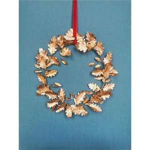Couronne de Noël murale en métal vieilli de qualité supérieure, décor vintage en bronze avec baies, guirlande pour la maison, art mural de Noël - Product Image 3