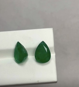 Natural Emerald Pair Pear Shape Green Loose Gemstone High Quality for Jewelry Design - Product Image 6