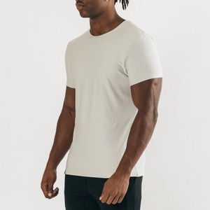 Camisetas Unisex 100% Algodón 180gsm con Logotipo Personalizado, Camiseta Lisa Teñida de Alta Calidad para Hombre, Patrón Sólido, Tejido de Tela - Product Image 1