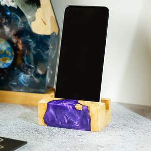 Soporte para Teléfono Móvil de Madera y Resina Hecho a Mano, Soporte de Madera Natural con Resina Epoxi para Escritorio, Hogar y Oficina, Craftera Exports - Product Image 1