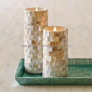 Encens nacre de luxe et bougeoir en bois peint à la main par Falak World Export pour la décoration intérieure du Ramadan - Product Image 5