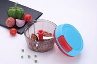 Innovatieve Chop N' Juicy 2-in-1 handmatige, heavy-duty voedselhakker en citruspers met roestvrijstalen messen en voedselveilige kunststof onderdelen.
