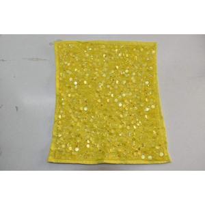 Tissu de robe de mariée brodé de perles au design fantaisie, le plus vendu, pour l'exportation en gros aux acheteurs d'usine du monde entier - Product Image 2