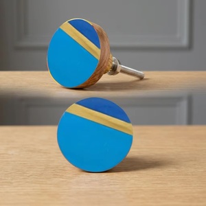 Pomo Moderno de Resina y Madera para Muebles, Ecológico, con Incrustaciones, Fácil Instalación para Cocina, Hogar y Oficina, Diseño Duradero - Product Image 1