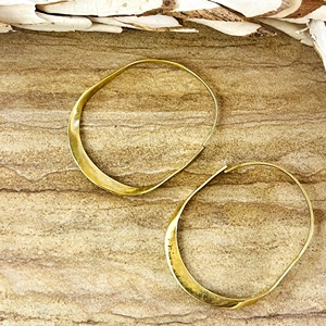 Pendientes de Aro Ovalados Minimalistas Favoritos del Mercado, Estilo Boho, de Latón, Colgantes, para Mujer, Chapados en Oro de 18k, Geométricos, de Aro Cónico, Venta al por Mayor, OEM, ODM - Product Image 4