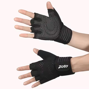 Gants de sport en cuir demi-doigts ventilés antidérapants à prix d'usine en gros pour le cross-training, la musculation, les soulevés de terre, le golf - Product Image 5