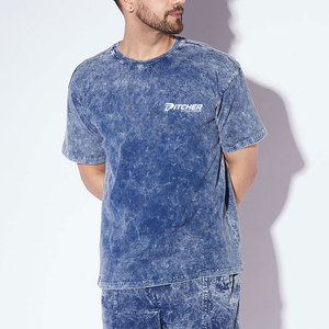 เสื้อยืดพรีเมียมทรงแอซิดวอชสำหรับผู้ชาย สไตล์โมเดิร์นสตรีท ผ้าระบายอากาศได้ดี สวมใส่สบาย เหมาะสำหรับชุดลำลองประจำวัน - Product Image 1