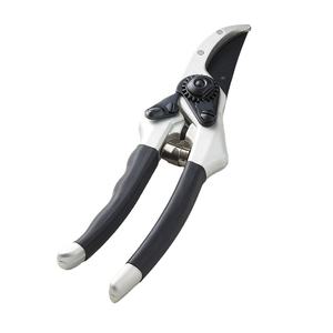 Kwang Hsieh, tijeras de podar de derivación floral de alta resistencia, cuchillas recubiertas de PTFE antiadherentes, agarre antideslizante, 215mm, goma cómoda - Product Image 1