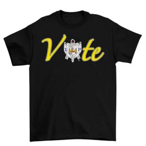 Camiseta Personalizada para Mujer con Estampado de VOTE, Cuello Redondo, Manga Corta, Diseño Gráfico, Informal, para Concientización Cívica, Organización Universitaria - Product Image 2